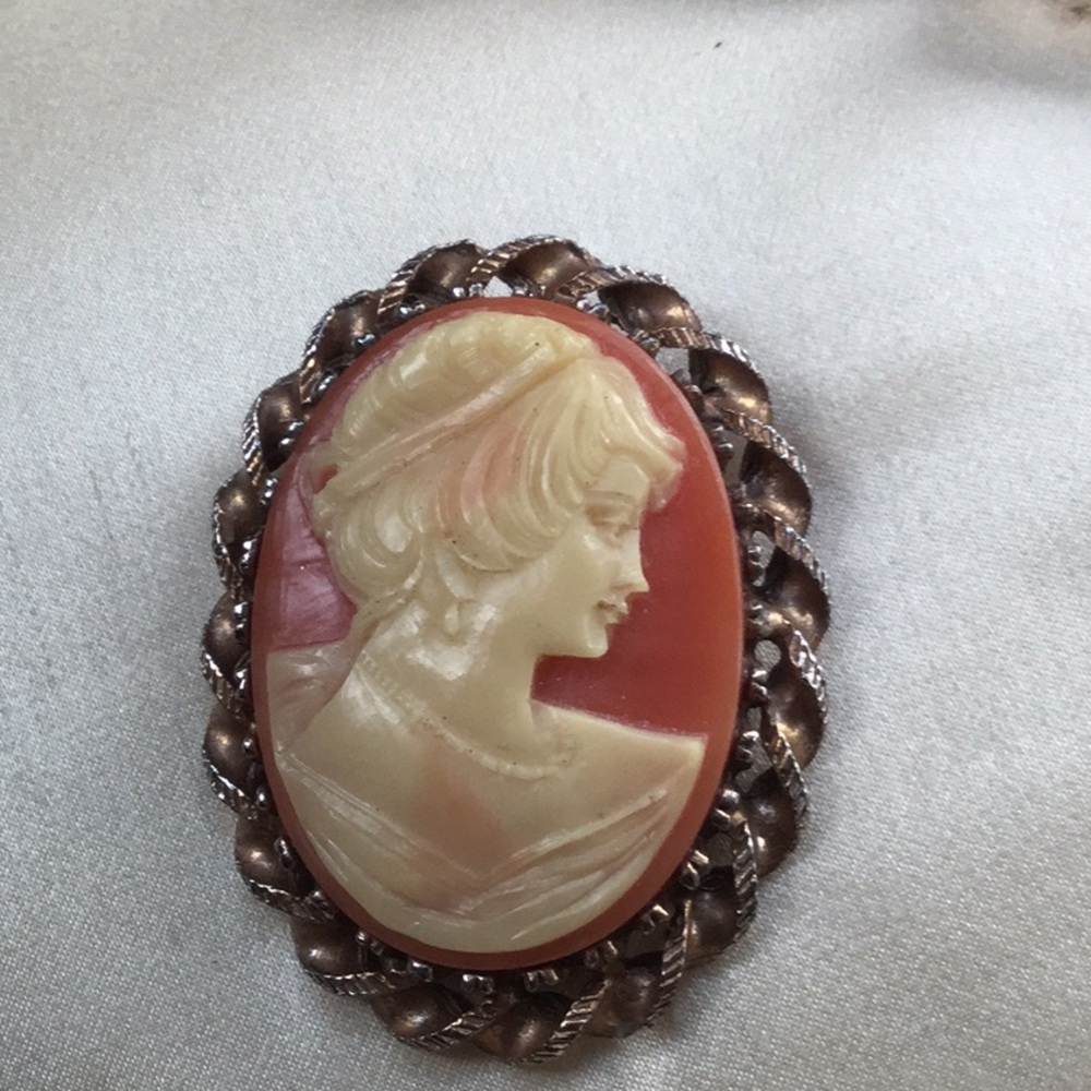 Vintage cameo brooch